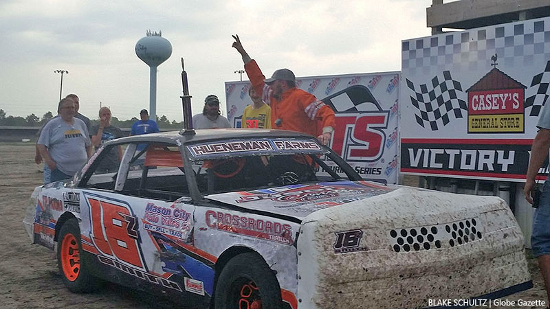 Zac Smith won the USRA Hobby Stock feature.